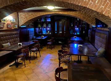 ukraine/lviv/old-town/restaurant/pidpilnyy-kindrat