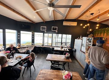 australia/kangaroo-island/restaurant/the-deck-cafe-on-the-wharf