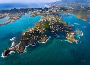 grenada/black-bay-beach/restaurant/konnection-restaurant-and-bar