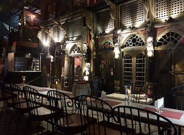 pakistan/lahore/restaurant/cooco-s-den