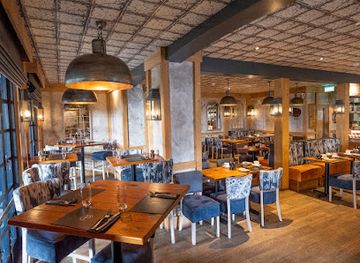 guernsey/forest/restaurant/copenhagen-bar-and-grill