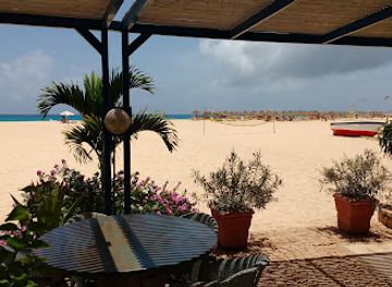 cabo-verde/santa-maria-beach/restaurant/atlantis-restaurant