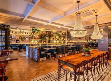 ireland/tralee/restaurant/alfie-s-lounge