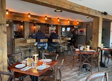 massachusetts/martha-s-vineyard/restaurant/salvatore-s-ristorante-italiano