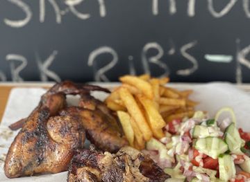 zambia/lusaka/woodlands/restaurant/smoke-n-seek