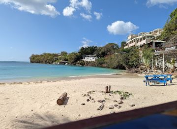 grenada/levera-beach/restaurant/sur-la-mer