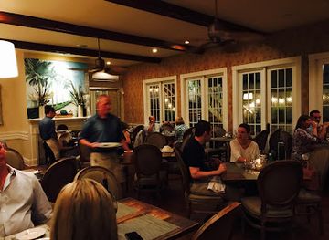 south-carolina/charleston/restaurant/poogan-s-porch