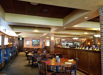 wisconsin/wisconsin-dells/restaurant/lake-city-social