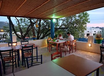 greece/dodecanese/restaurant/mageirotechneio-taverna-paraga