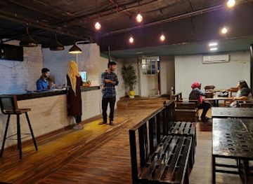 bangladesh/rajshahi/restaurant/pizza-tong