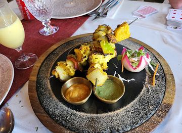 montenegro/zeta-plain/restaurant/masala-art