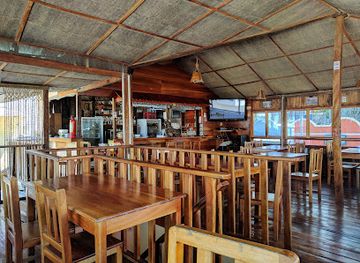 ecuador/puerto-baquerizo-moreno/restaurant/mockingbird