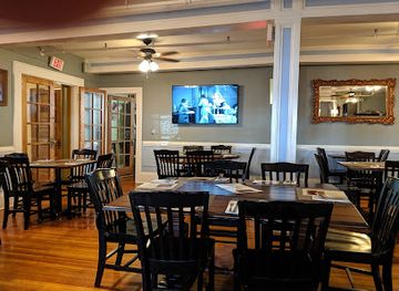 north-carolina/hendersonville/restaurant/harvey-s-the-henderson