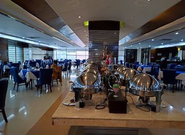 bangladesh/central-bengal/restaurant/feast-restaurant