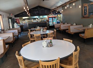 vermont/quechee-gorge/restaurant/pizza-chef-of-quechee