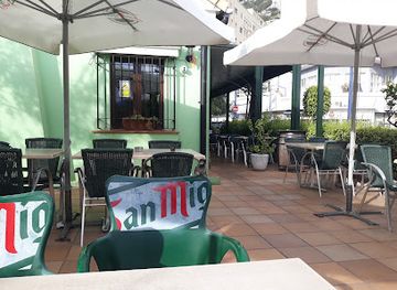 gibraltar/gibraltar-harbour/restaurant/piccadilly-garden-bar