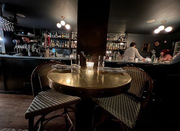 canada/ottawa/centretown/restaurant/north-navy