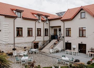 romania/hunedoara/restaurant/la-fontaine