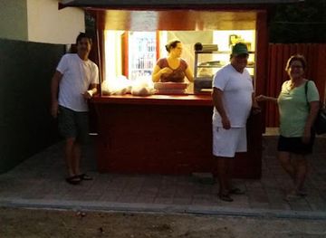aruba/savaneta/restaurant/prikibos-snack-shack