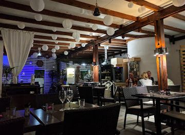 sint-maarten/simpson-bay-lagoon/restaurant/vesna-taverna