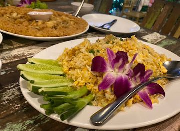 nauru/buada/restaurant/moon-river-restaurant