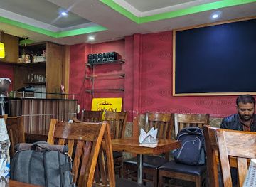 india/shimla/restaurant/hide-out-cafe