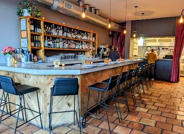 kansas/kansas-city/downtown-kansas-city/restaurant/the-antler-room