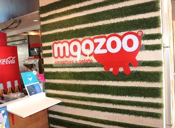 canada/toronto/harbourfront/restaurant/moozoo