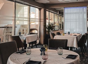 gibraltar/eastern-beach/restaurant/sunborn-gastrobar