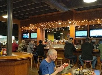 california/pleasanton/restaurant/the-hop-yard-american-alehouse-grill