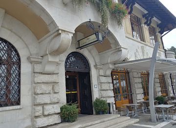 slovenia/postojna/restaurant/jamski-dvorec