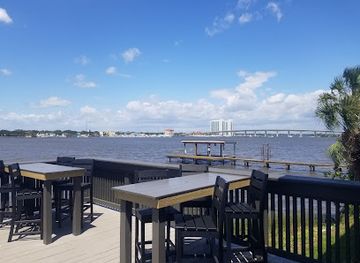 florida/daytona-beach/restaurant/riverside-johnny-s