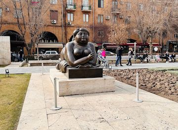 armenia/armenian-genocide-memorial-complex/restaurant/charles-cafe-and-restaurant