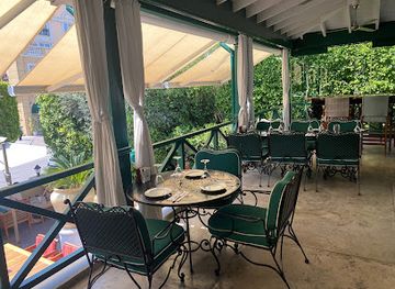 cyprus/kyrenia/bellapais/restaurant/the-house-lounge-bar-restaurant