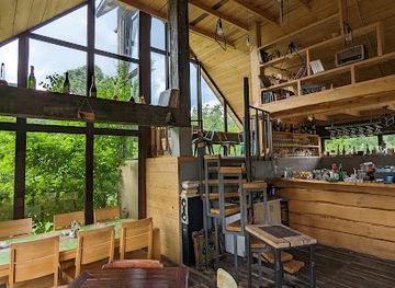 montenegro/niksic-field/restaurant/floyd-food-factory