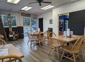 missouri/table-rock-lake/restaurant/white-lightning