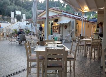 greece/skiathos/restaurant/johnny-s-restaurant-bar
