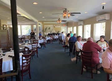 ohio/lake-erie-islands/restaurant/1812-food-spirits