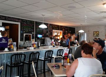 michigan/muskegon/restaurant/getty-street-grill