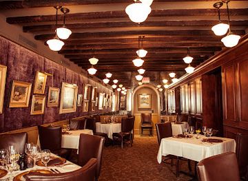 south-carolina/charleston/king-street-historic-district/restaurant/halls-chophouse