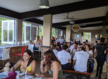 puerto-rico/big-island/restaurant/pikaderas-smokehouse