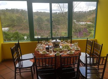 vietnam/dalat/valley-of-love/restaurant/nha-hang-vung-oi-da-lat