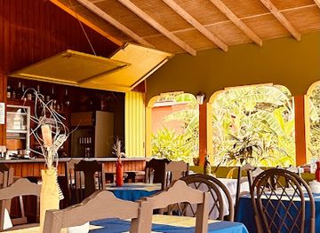 antigua-and-barbuda/falmouth/restaurant/jackee-s-kwik-stop-restaurant