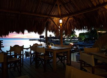 curacao/mahaai/restaurant/hemingway