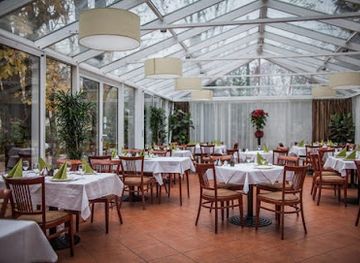 hungary/duna-ipoly-national-park/restaurant/jardinette