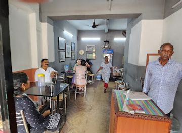 india/kochi/restaurant/uncles-restaurant