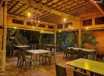 el-salvador/western-region/restaurant/las-brumas-grill-cafe