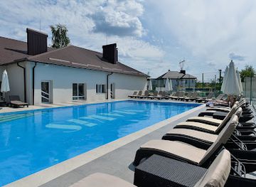 ukraine/volhynia/restaurant/makis