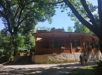 ukraine/lviv/stryiskyi-park/restaurant/suputnyk