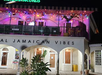jamaica/montego-bay/restaurant/usain-bolt-s-tracks-and-records-restaurant